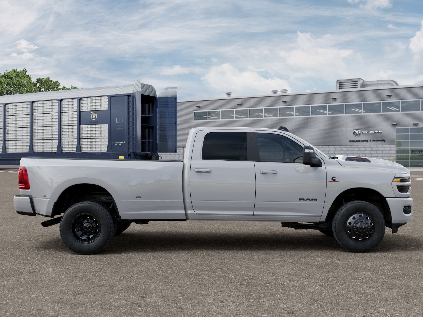 2026 RAM 3500 RAM 3500 LARAMIE CREW CAB 4X4 8' BOX