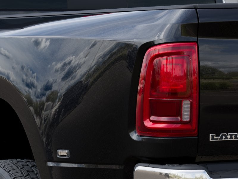 2026 RAM 3500 RAM 3500 LARAMIE CREW CAB 4X4 8' BOX