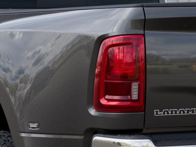 2027 RAM 3500 RAM 3500 LARAMIE CREW CAB 4X4 8' BOX