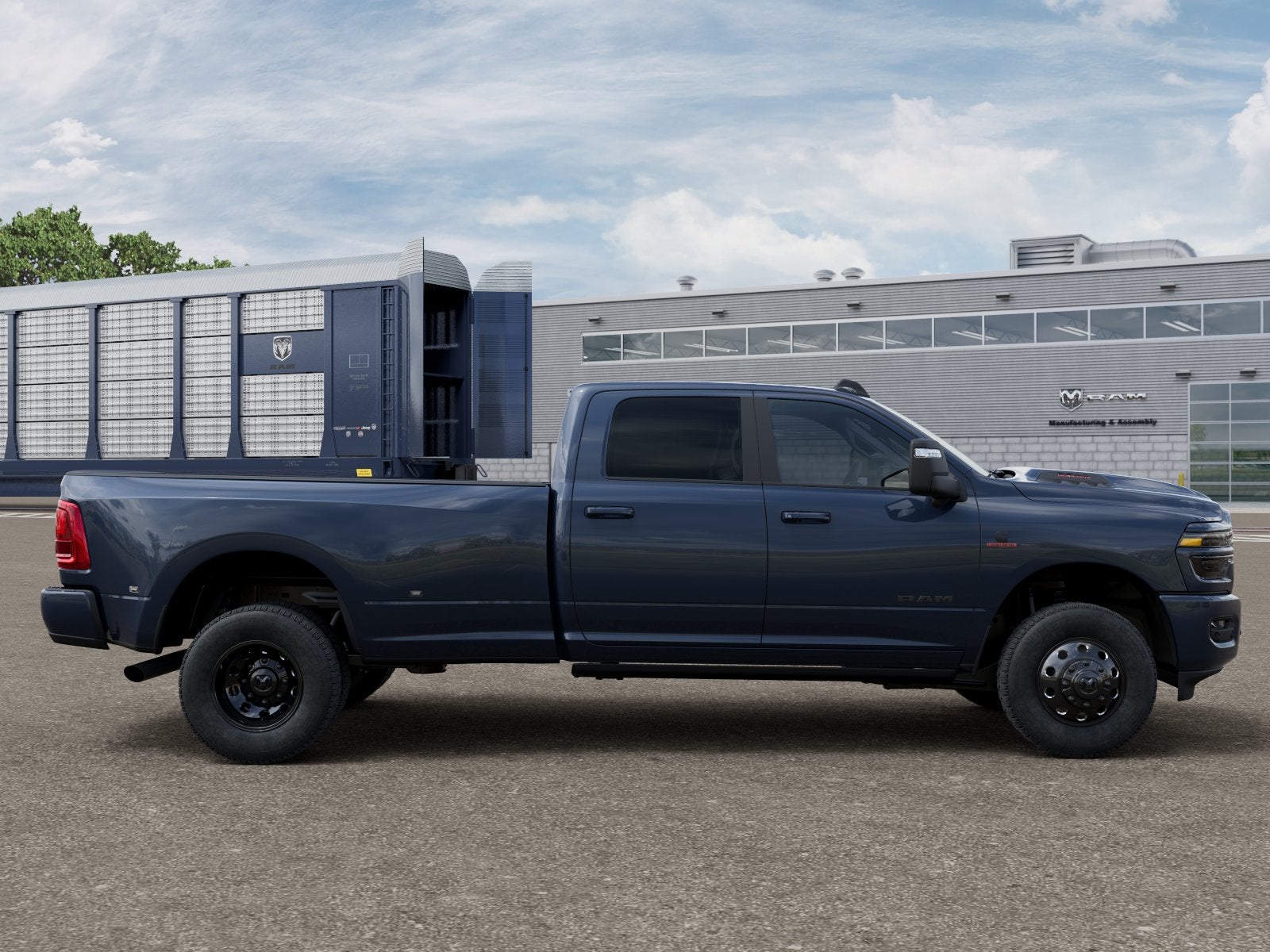 2026 RAM 3500 RAM 3500 LARAMIE CREW CAB 4X4 8' BOX