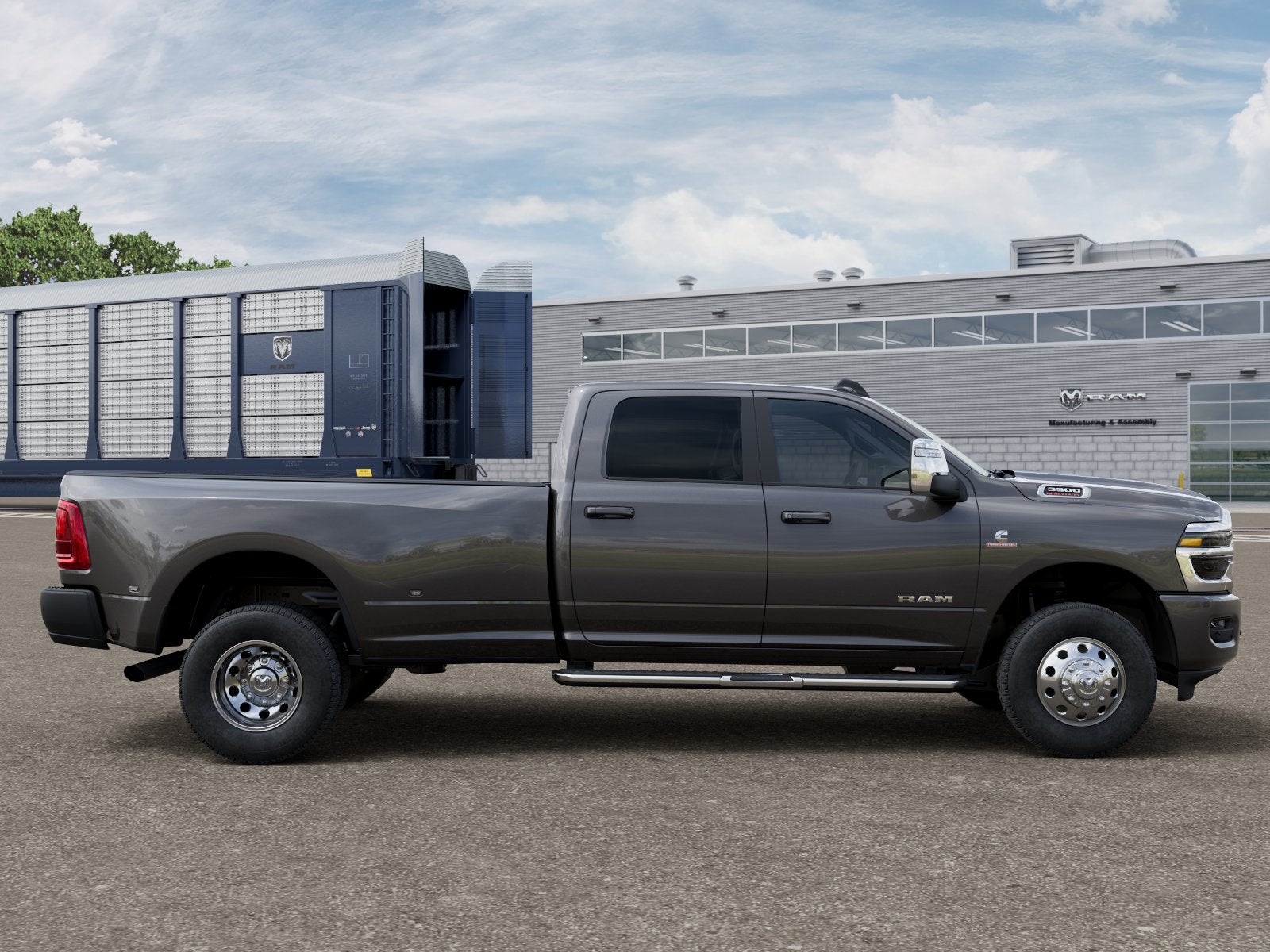 2026 RAM 3500 RAM 3500 LARAMIE CREW CAB 4X4 8' BOX