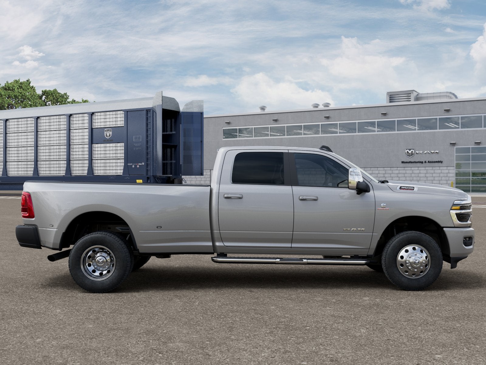 2026 RAM 3500 RAM 3500 LARAMIE CREW CAB 4X4 8' BOX