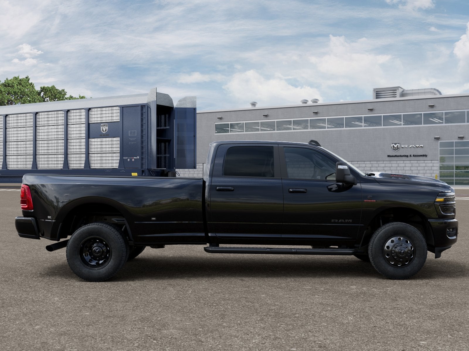 2026 RAM 3500 RAM 3500 LARAMIE CREW CAB 4X4 8' BOX