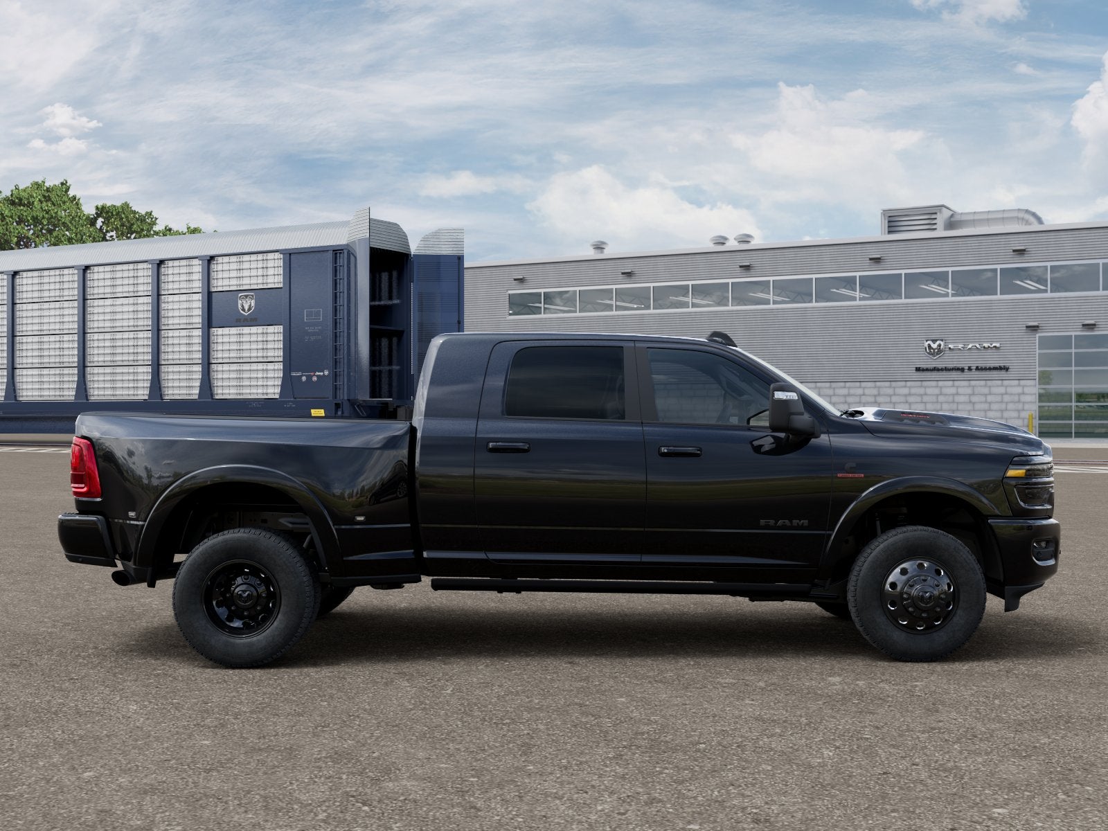 2026 RAM 3500 RAM 3500 LIMITED MEGA CAB 4X4 6'4' BOX